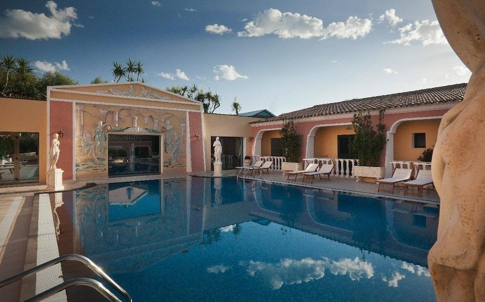 Cala Ginepro Hotel Resort & Spa 오로세 외부 사진