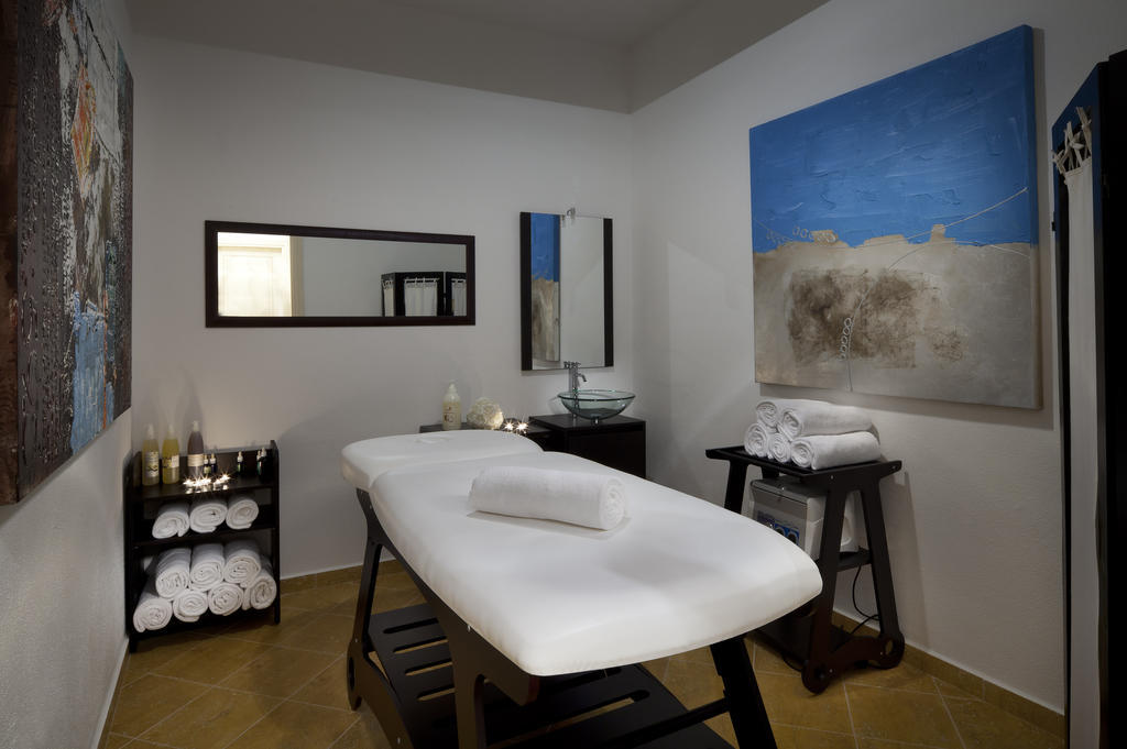 Cala Ginepro Hotel Resort & Spa 오로세 외부 사진