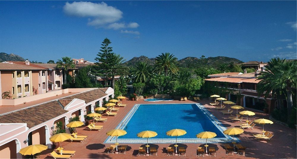Cala Ginepro Hotel Resort & Spa 오로세 외부 사진