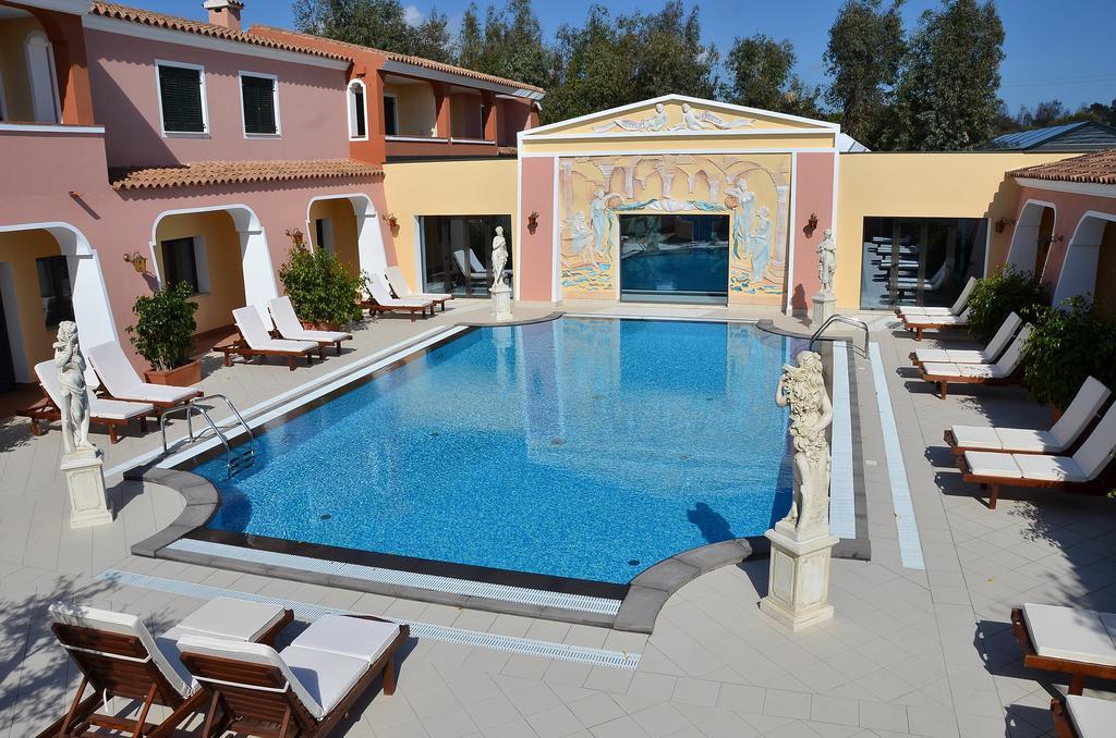 Cala Ginepro Hotel Resort & Spa 오로세 외부 사진